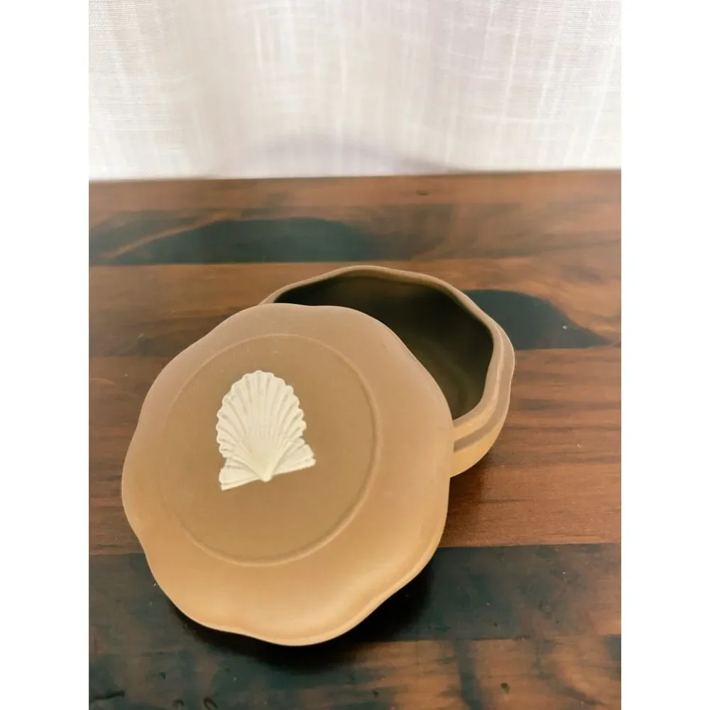 Vintage Wedgwood Taupe Brown Jasperware Scallop Shell Trinket Box